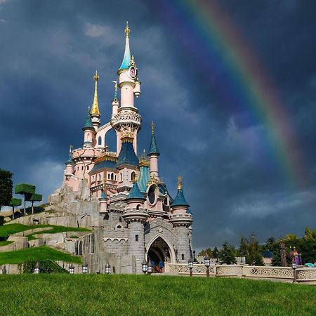 Appartement Chic 5 Min Disneyland/Vallee Village Сери Екстериор снимка